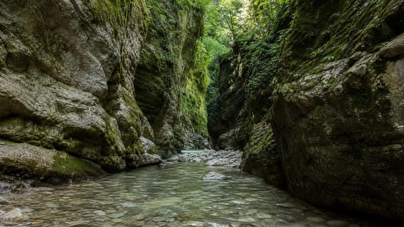 Khashupse Canyon River